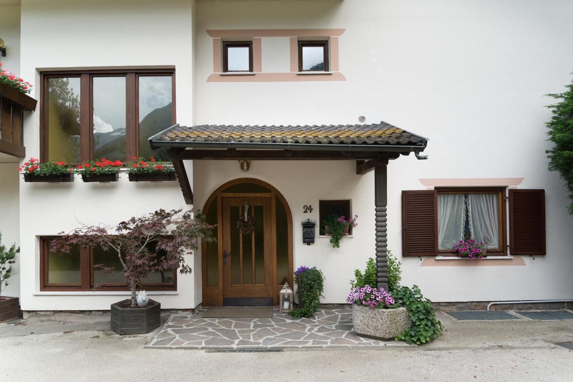 Pension Georgenhof Cermes Buitenkant foto